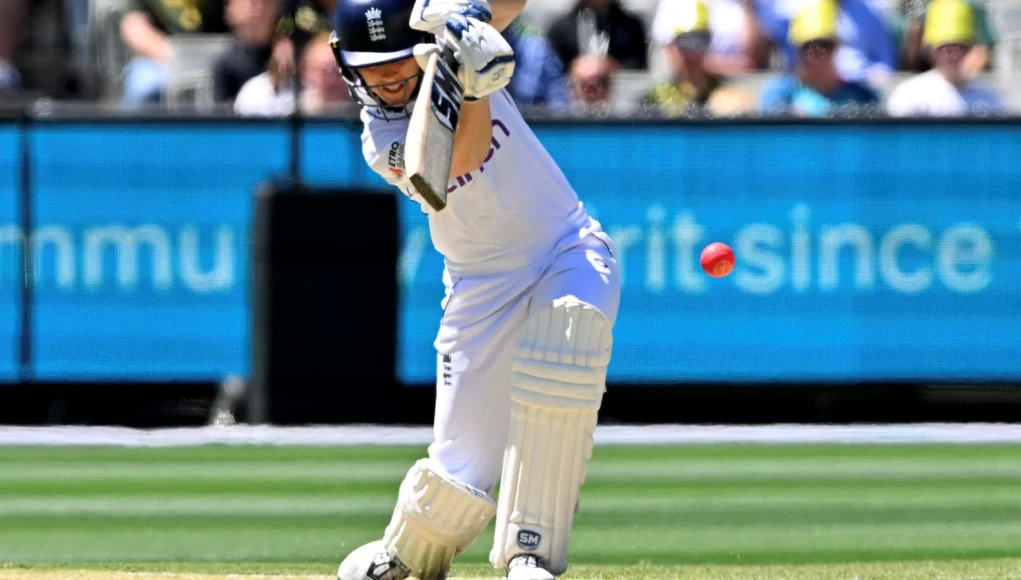 Heather Knight Calls Time on International Cricket