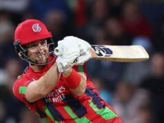 Livingstone, Stanley Dent Yorkshire’s Blast Hopes Livingstone, Stanley Dent Yorkshire's Blast Hopes
