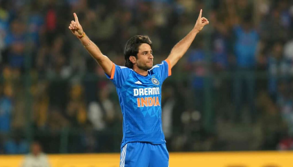 Ravi Bishnoi Called Up After Varun Injury